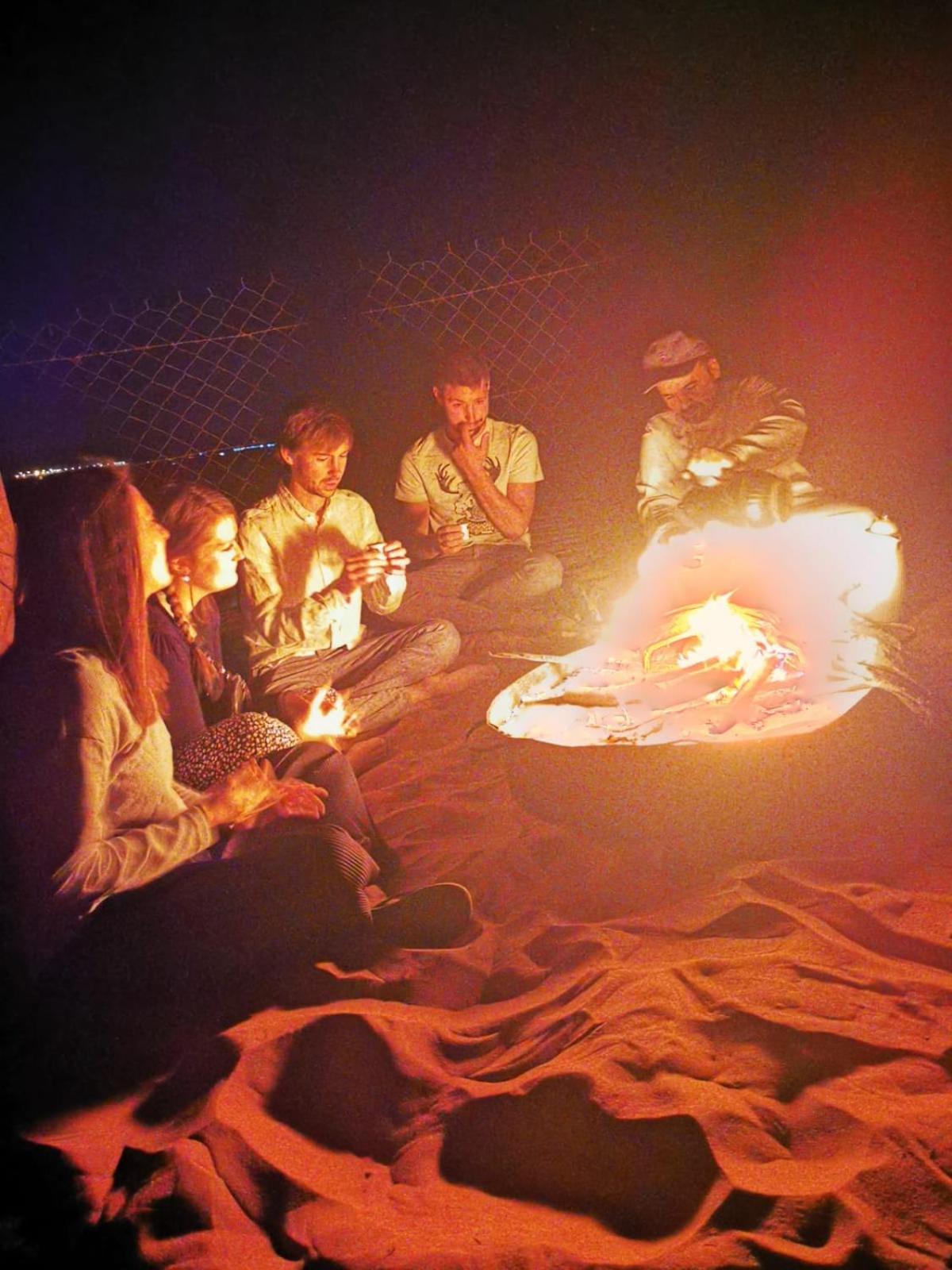 Отель Bedouin Nights Camp Al Wasil Номер фото